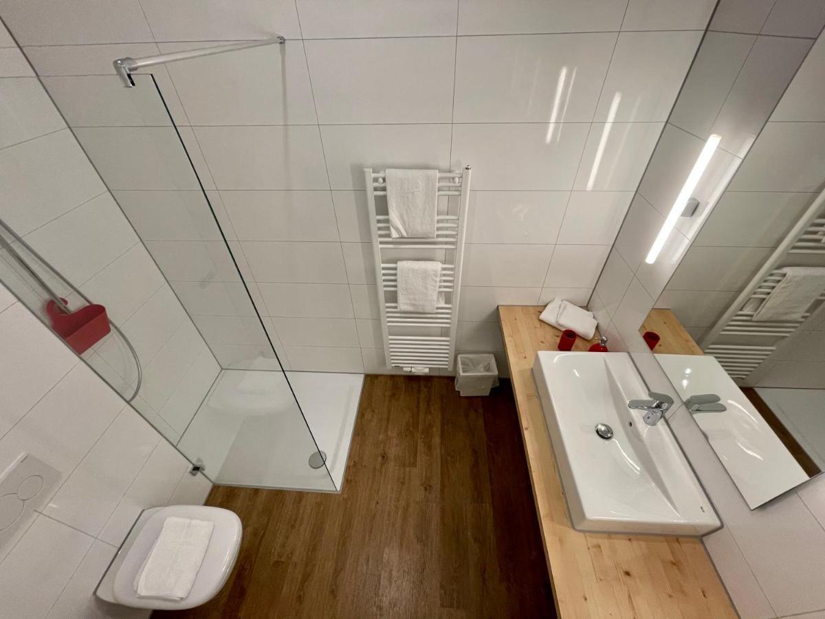 Busses Guesthouse Freiburg Bagian luar foto
