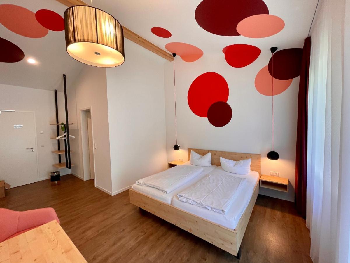 Busses Guesthouse Freiburg Bagian luar foto