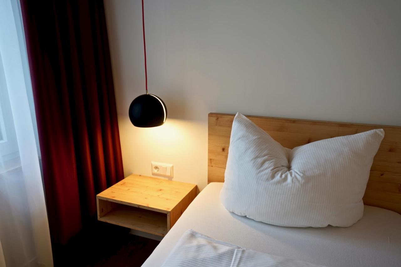 Busses Guesthouse Freiburg Bagian luar foto