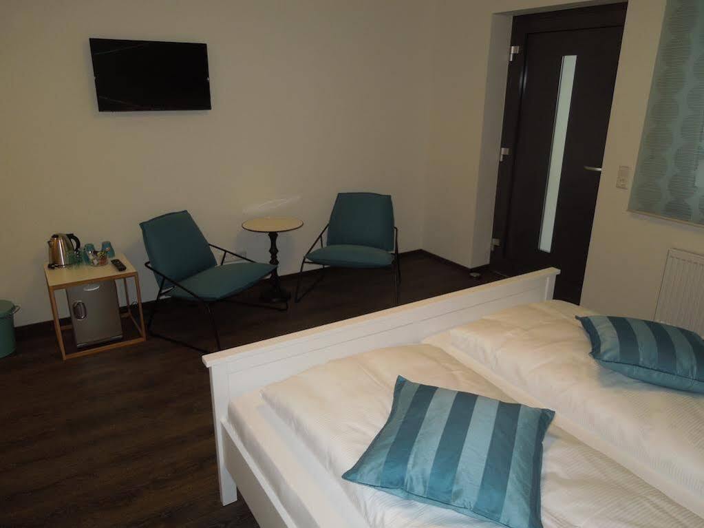 Busses Guesthouse Freiburg Bagian luar foto